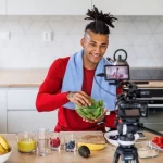 Create and Cash – How to Balance Content Creation and Side Hustle