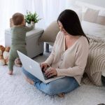 Social Mom – Balance Social Media And Motherhood